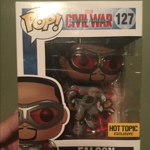 Falcon Hot Topic exclusive Civil War Funko Pop 127